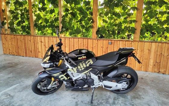 Gebrauchtmotorrad Aprilia Tuono V4 1100 Factory - Bild 10