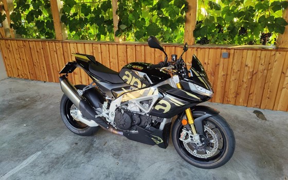 Gebrauchtmotorrad Aprilia Tuono V4 1100 Factory - Bild 15