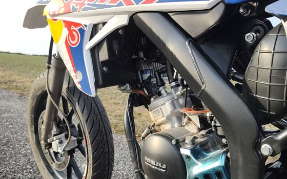 Gebrauchtmotorrad Rieju MRT 50 SM - Bild 9