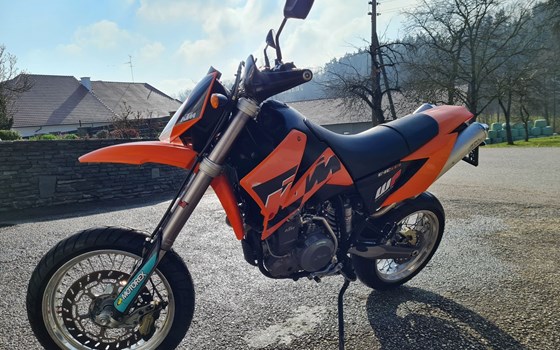Gebrauchtmotorrad KTM 640 LC4 Supermoto - Bild 4
