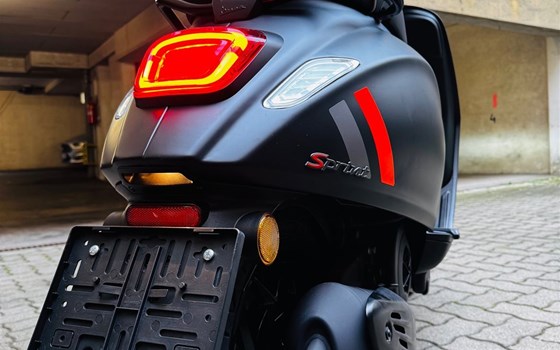 Gebrauchtmotorrad Vespa 125 Primavera ET3 - Bild 10