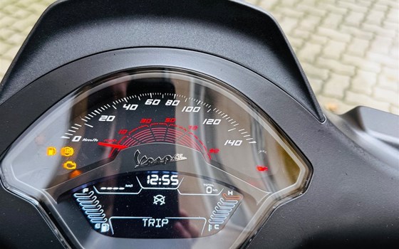 Gebrauchtmotorrad Vespa 125 Primavera ET3 - Bild 12