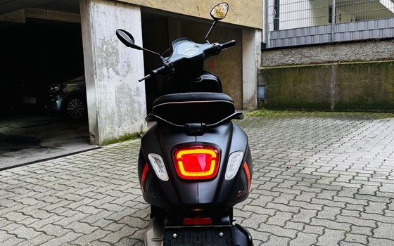 Gebrauchtmotorrad Vespa 125 Primavera ET3 - Bild 4