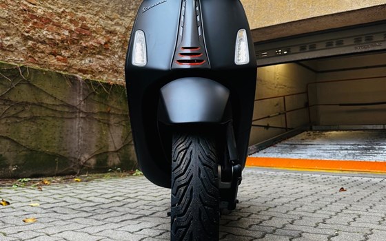 Gebrauchtmotorrad Vespa 125 Primavera ET3 - Bild 8