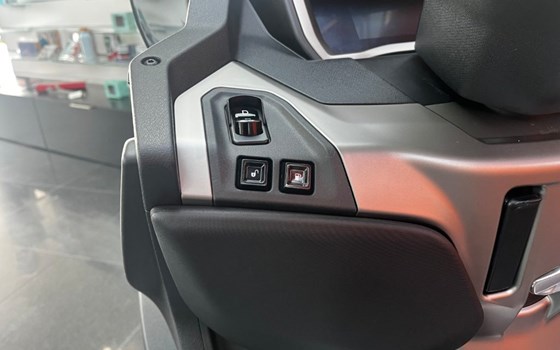 Gebrauchtmotorrad Piaggio MP3 530 HPE Exclusive - Bild 4