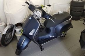 Gebrauchtmotorrad Vespa GTS 300 hpe Super Tech - Bild 1