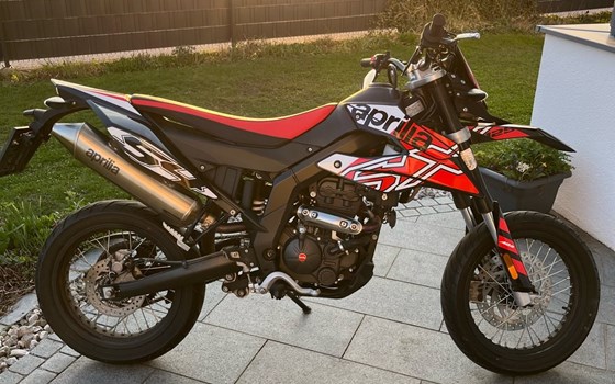 Gebrauchtmotorrad Aprilia SX 125 - Bild 2