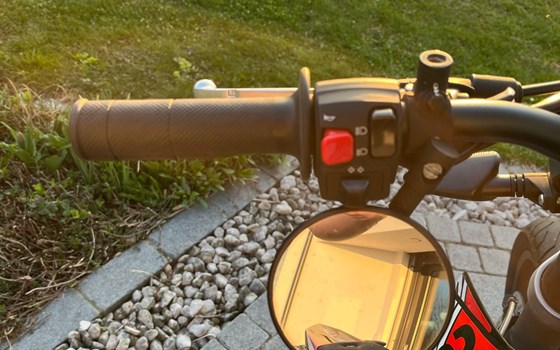 Gebrauchtmotorrad Aprilia SX 125 - Bild 8