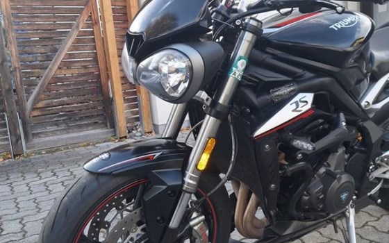 Gebrauchtmotorrad Triumph Street Triple RS - Bild 5