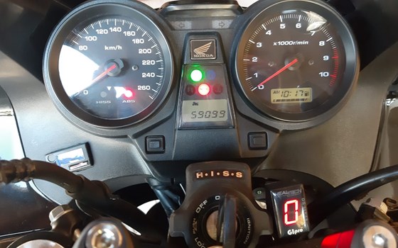 Gebrauchtmotorrad Honda CB 1300 S - Bild 3