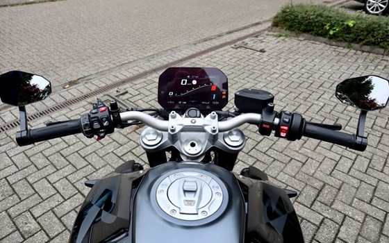 Gebrauchtmotorrad BMW F 900 R - Bild 3