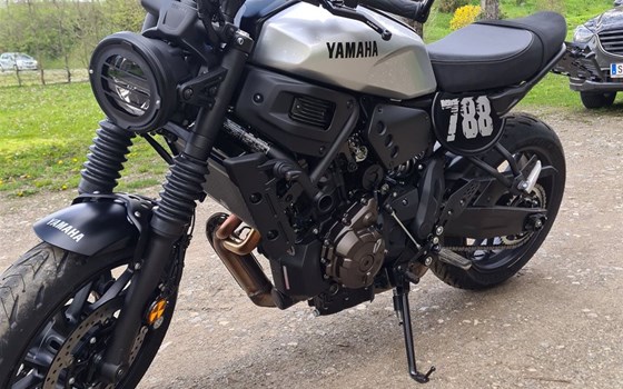 Gebrauchtmotorrad Yamaha XSR700 - Bild 1