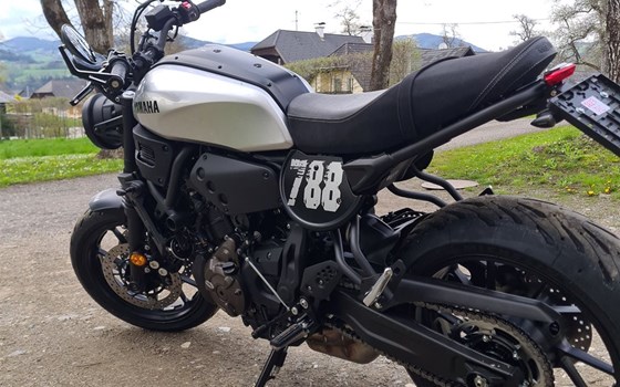 Gebrauchtmotorrad Yamaha XSR700 - Bild 2