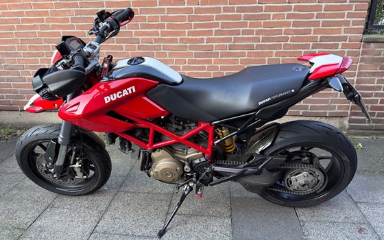 Gebrauchtmotorrad Ducati Hypermotard 1100 - Bild 2