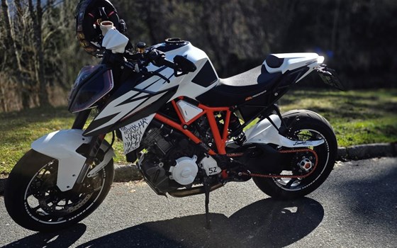 Gebrauchtmotorrad KTM 1290 Super Duke R - Bild 3