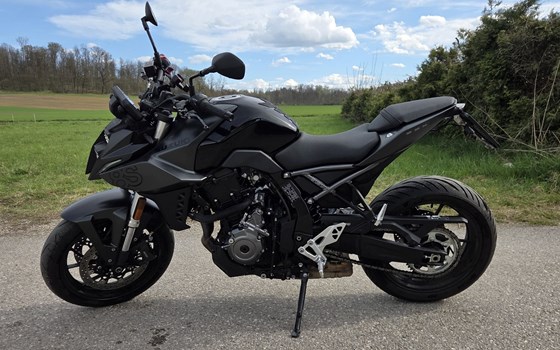 Gebrauchtmotorrad Suzuki GSX-8S - Bild 2