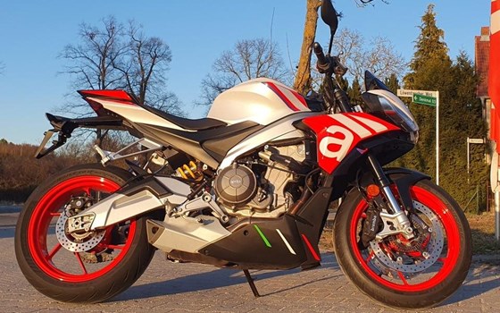Gebrauchtmotorrad Aprilia Tuono 660 - Bild 3