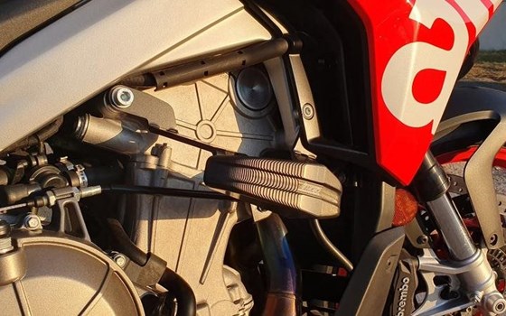 Gebrauchtmotorrad Aprilia Tuono 660 - Bild 6
