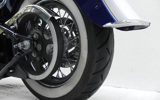 Gebrauchtmotorrad Harley-Davidson Softail Deluxe FLSTN - Bild 16