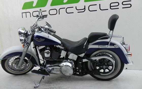 Gebrauchtmotorrad Harley-Davidson Softail Deluxe FLSTN - Bild 19