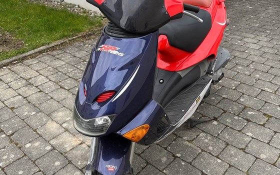 Gebrauchtmotorrad Aprilia SR 125 - Bild 3