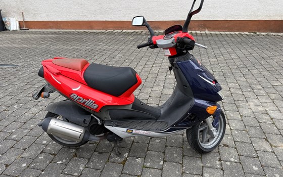 Gebrauchtmotorrad Aprilia SR 125 - Bild 11