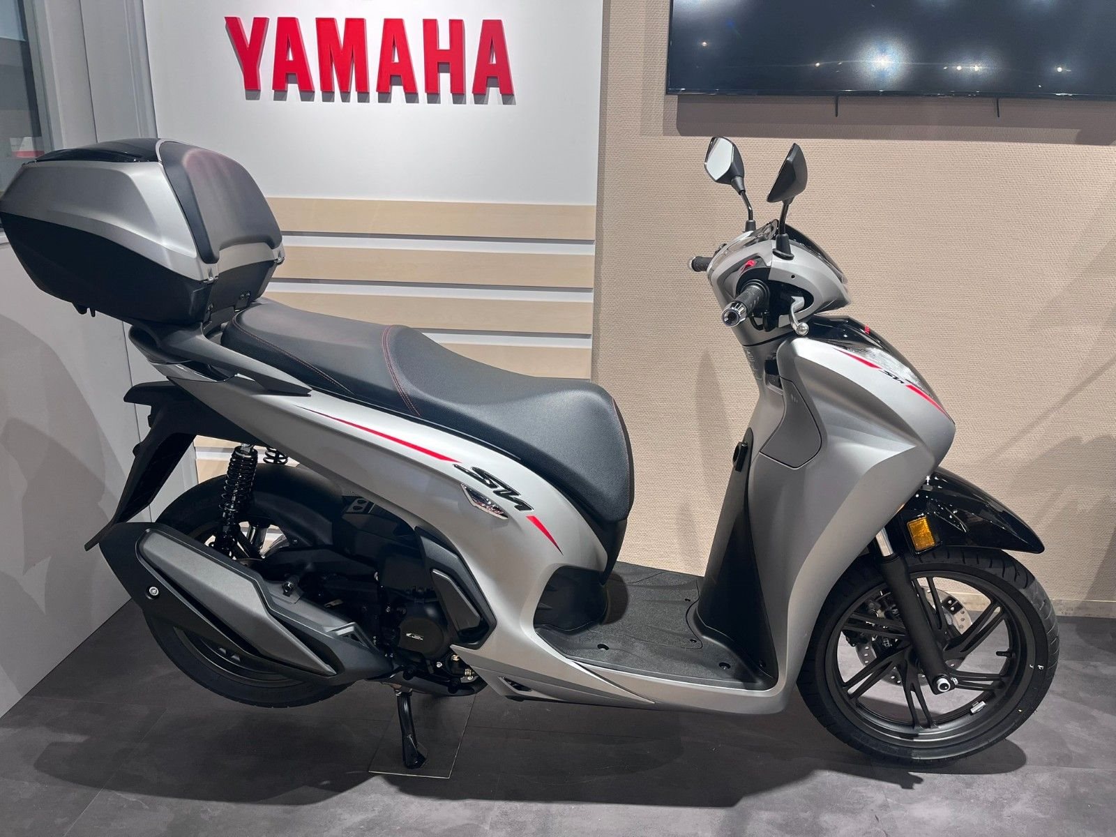 Honda SH350i