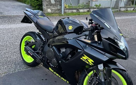 Gebrauchtmotorrad Suzuki GSX-R 600 - Bild 6