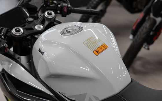 Neufahrzeug Benelli Tornado 550 - Bild 12