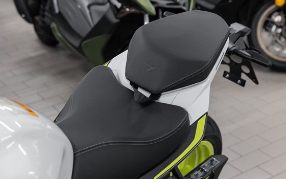 Neufahrzeug Benelli Tornado 550 - Bild 13