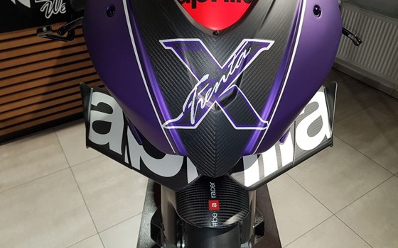 Neufahrzeug Aprilia RSV4 XTrenta - Bild 13