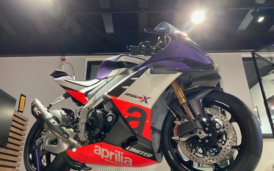 Neufahrzeug Aprilia RSV4 XTrenta - Bild 23