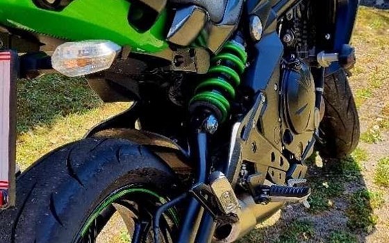 Gebrauchtmotorrad Kawasaki ER-6n - Bild 8