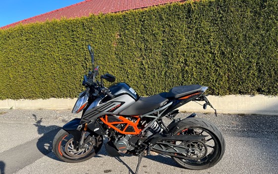 Gebrauchtmotorrad KTM 125 Duke - Bild 1