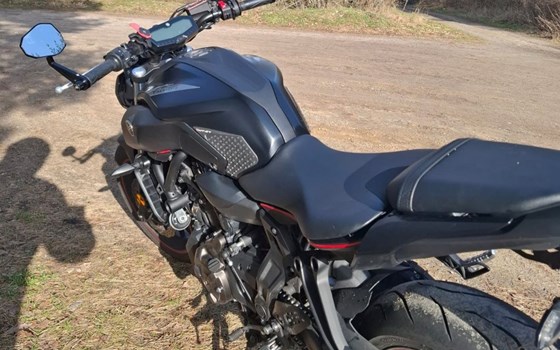 Gebrauchtmotorrad Yamaha MT-07 - Bild 2
