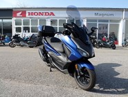 Honda Forza 350