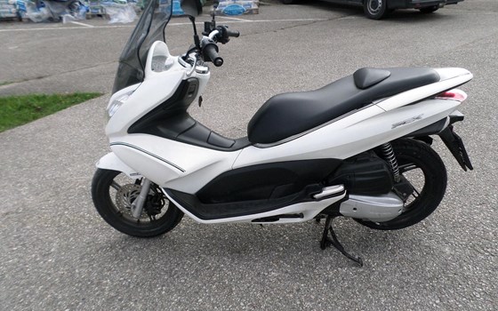 Gebrauchtmotorrad Honda PCX125 - Bild 6