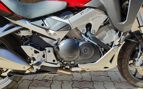 Gebrauchtmotorrad Honda VFR800X Crossrunner - Bild 16