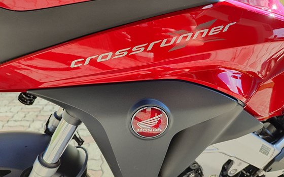 Gebrauchtmotorrad Honda VFR800X Crossrunner - Bild 18