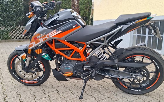 Gebrauchtmotorrad KTM 125 Duke - Bild 6