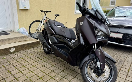 Gebrauchtmotorrad Yamaha XMAX 300 Tech MAX - Bild 2