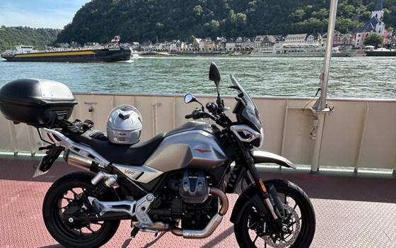 Gebrauchtmotorrad Moto Guzzi V85 Strada - Bild 1