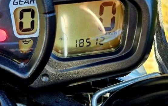 Gebrauchtmotorrad Suzuki SFV 650 Gladius - Bild 3