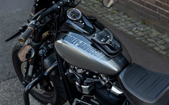 Gebrauchtmotorrad Harley-Davidson Softail Fat Bob 114 FXFBS - Bild 10