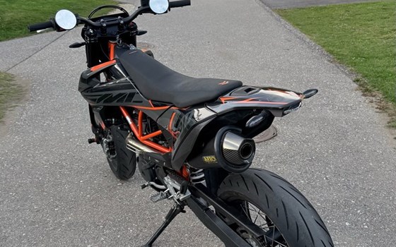 Gebrauchtmotorrad KTM 690 SMC R - Bild 2