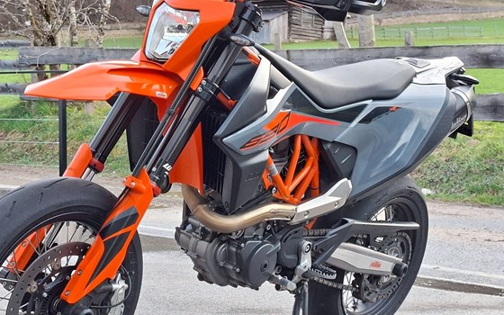 Gebrauchtmotorrad KTM 690 SMC R - Bild 1