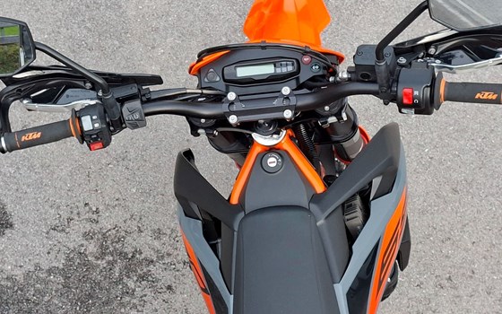 Gebrauchtmotorrad KTM 690 SMC R - Bild 14