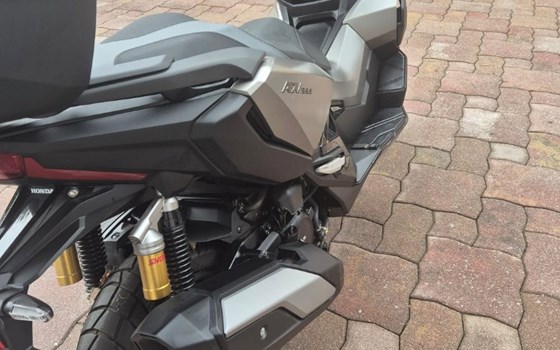 Gebrauchtmotorrad Honda ADV350 - Bild 6