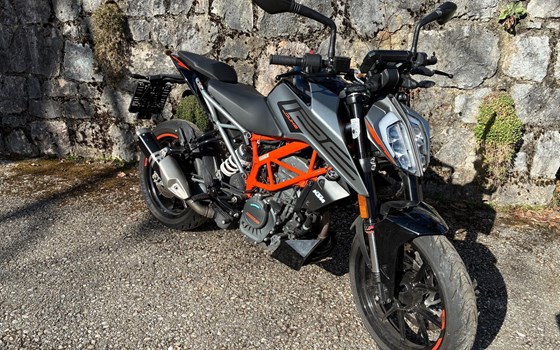 Gebrauchtmotorrad KTM 125 Duke - Bild 1