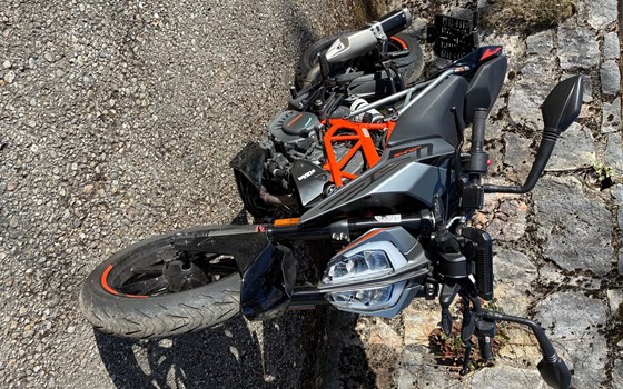 Gebrauchtmotorrad KTM 125 Duke - Bild 2